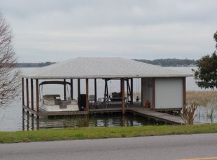 1608 N Lake Howard Dr, Winter Haven, FL 33881