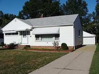 1st image of 557 E 315th St