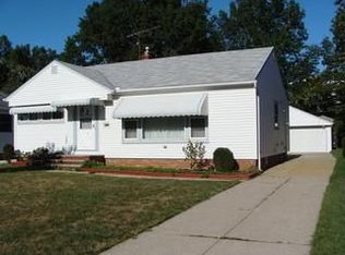 557 E 315th St, Willowick, OH 44095