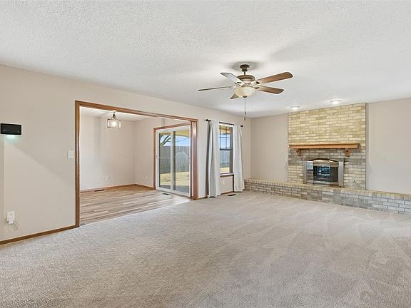 4th image of 122 Bowerwood Dr