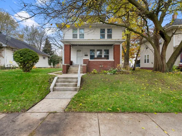 923 Clover St, South Bend, IN 46615