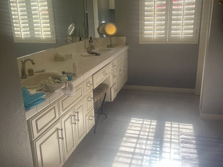 22 Belmonte Dr — Photo 8