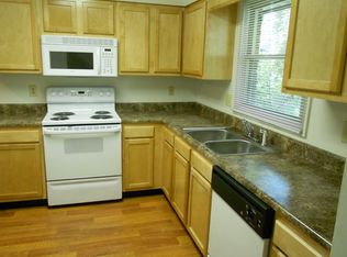 2253 Apache Dr APT 6, Madison, IN 47250