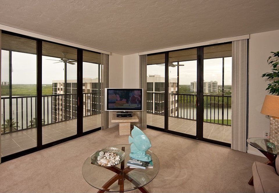 For Sale: 15 Bluebill Ave, Naples, Florida 34108