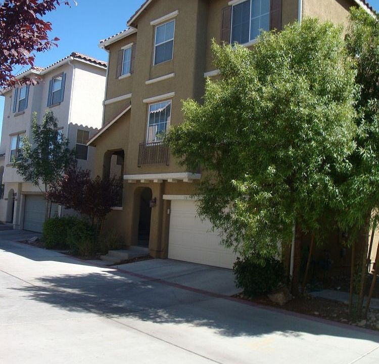 1st image of 4794 Drummond Castle Ct