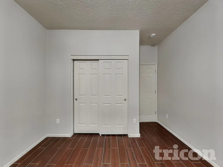 3941 N Pole Loop NE — Photo 8