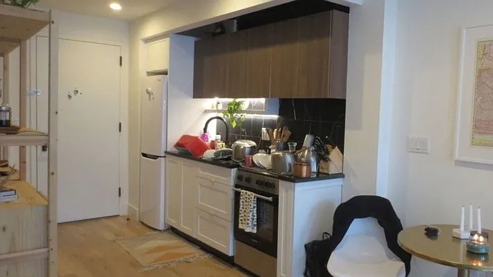 Rented by Nooklyn NYC LLC | media 12