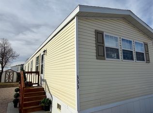 333 Columbine Dr, Casper, WY 82604