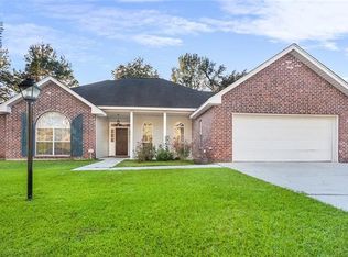 2166 2nd St, Mandeville, LA 70471