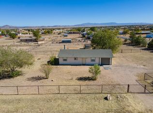 2725 N Apache Dr, Chino Valley, AZ 86323