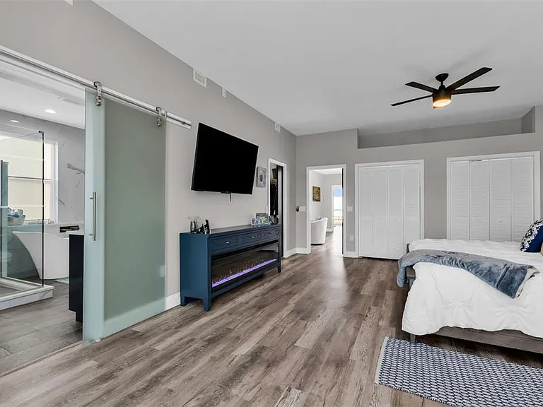 276 Lewis Cir #112 — Photo 37