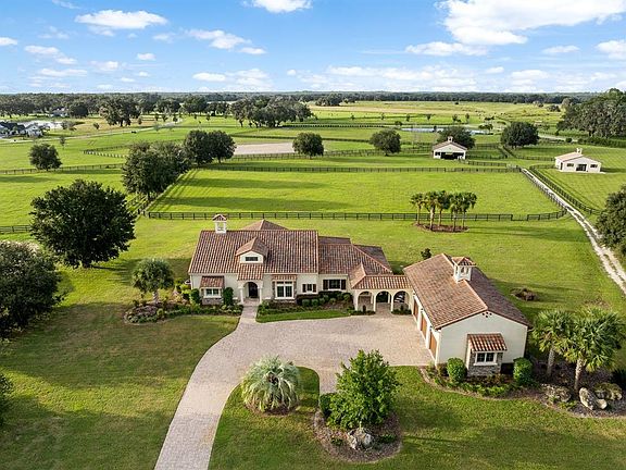 3rd image of 12394 SW 140th Loop