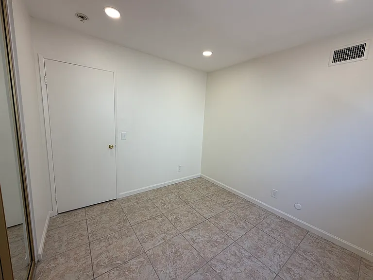 14921 Pinehaven Rd — Photo 16