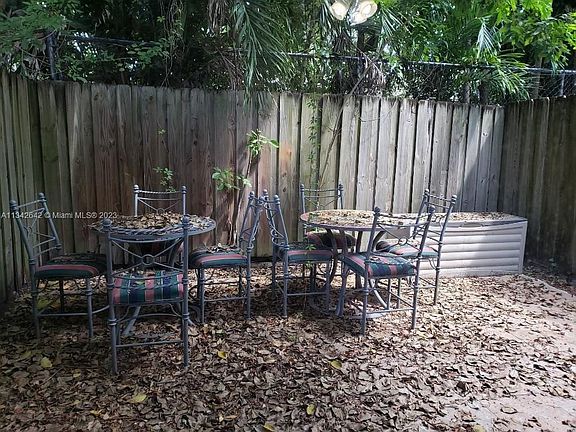 5th image of 2539 S Bayshore Dr #229CR