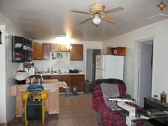 Dining rm and kitchen