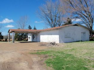 610 Martin Luther King Blvd, Naples, TX 75568