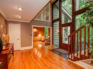 8185 Tynecastle Dr, Sandy Springs, GA 30350