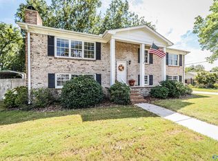 7809 Lent Dr SW, Huntsville, AL 35802