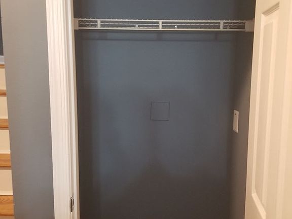 2nd image of 833 Lacewood Ter #1