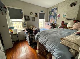892 Huntington Ave