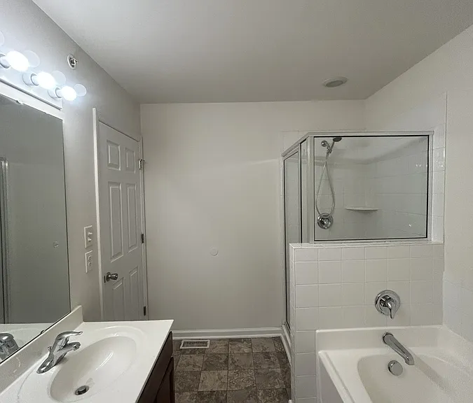 11100 Gwynn Oaks Dr #102 — Photo 15