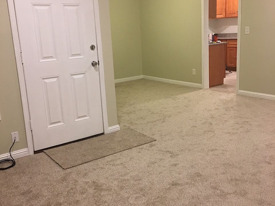 Living room & Dining room