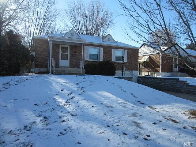 1st image of 3634 Park Lawn Dr