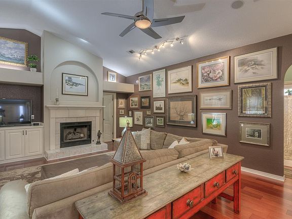 4th image of 4122 Oak Pointe Dr