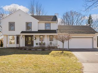 484 Nature View Ct, West Saint Paul, MN 55118
