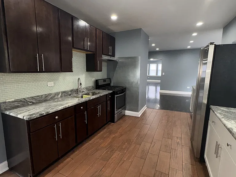 7025 S Chappel Ave #3 — Photo 8