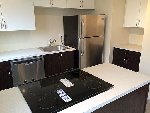 2nd image of 4115 SE Holgate Blvd