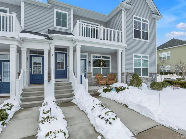 278 Silver Timber Drive, Yaphank, NY 11980