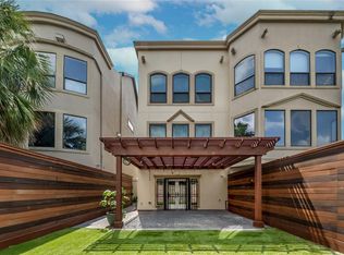 2807 Chartres St, Houston, TX 77004