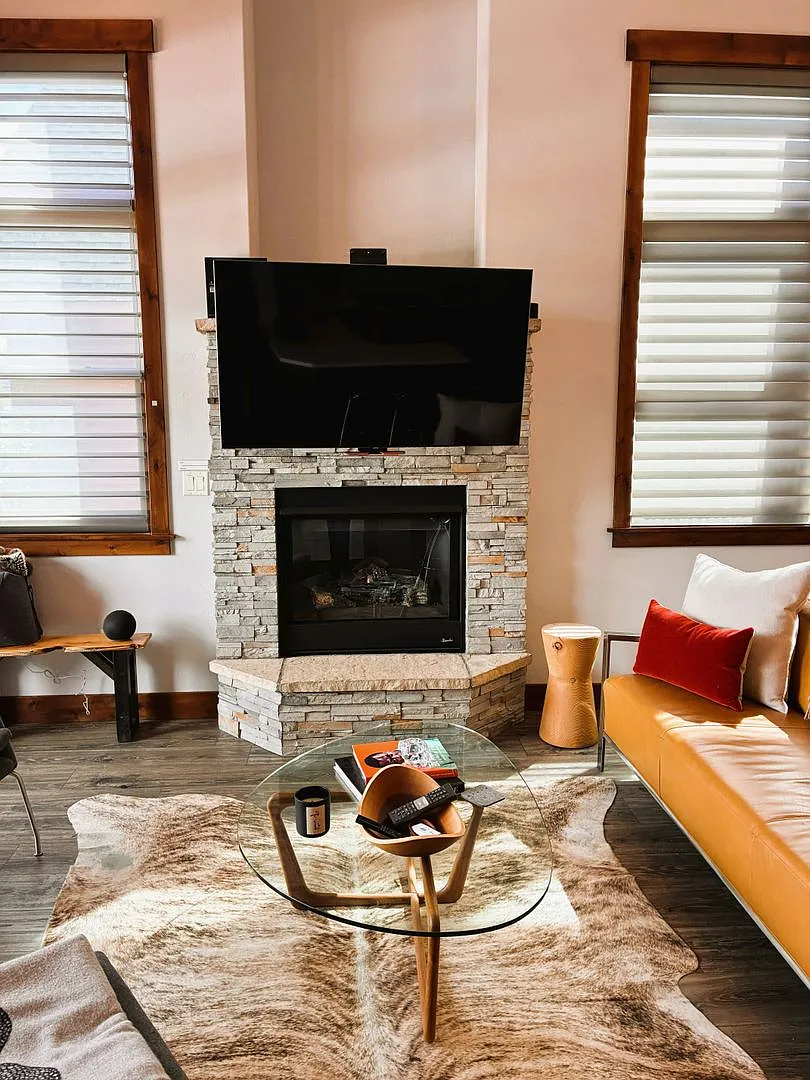 Winter Seasonal Rental- Frisco Town Centre #13 — Photo 4
