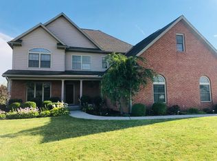2057 Pine Lakes Dr, Lima, OH 45801