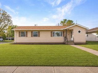 2456 Jackson St, Lorain, OH 44052