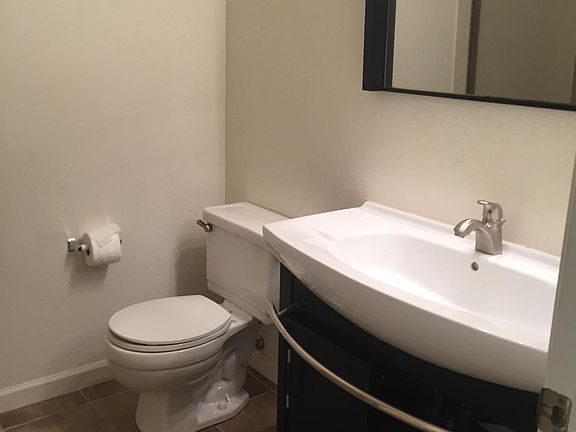 2nd image of 962 Belmont Ter Unit 6