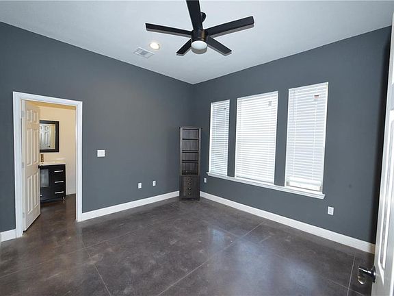 4th image of 2226 Alyssum Dr