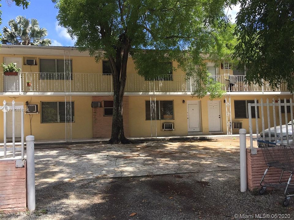 2nd image of 3025 SW 3rd Ave #1