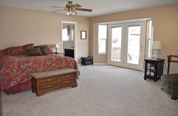 4th image of 1582 Heather Downs Cir
