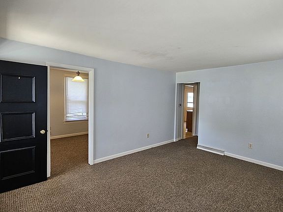 3rd image of 9 N Randolph St