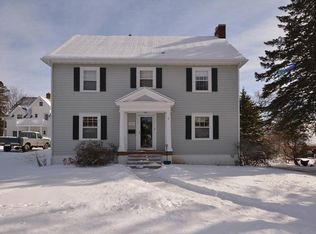 2520 E 3rd St, Duluth, MN 55812