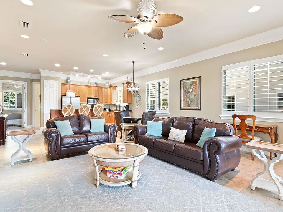200 Peninsula Blvd #ID1541228P