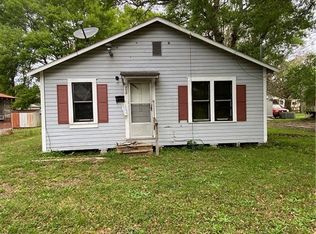 710 W Nezpique St, Jennings, LA 70546