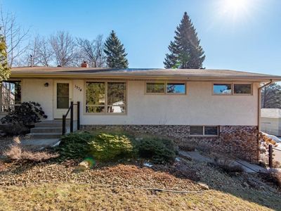 1934 Maryknoll Ave N, Maplewood, MN, 55109