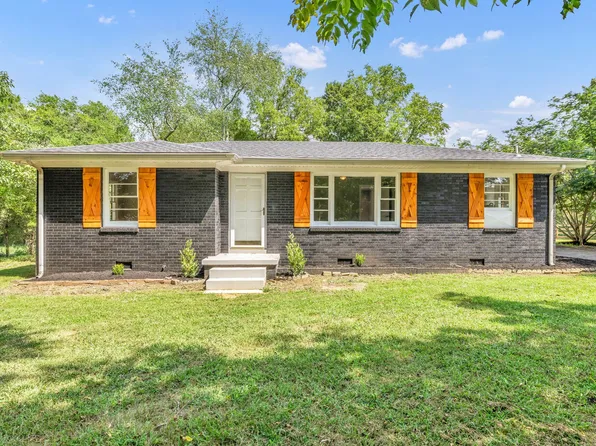 105 Bunker Hill Ln, Rockvale, TN 37153