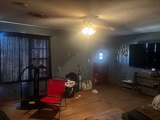 2nd image of 1717 Eubank St