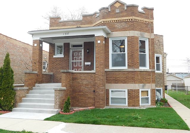 1st image of 1337 S 56th Ct