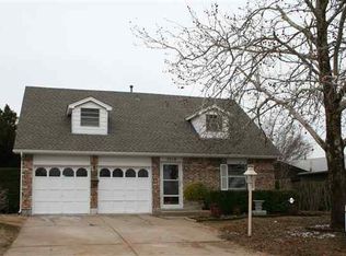 5719 NW Briarwood Ave, Lawton, OK 73505