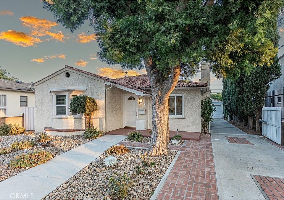 1st image of 352 W Alameda Ave